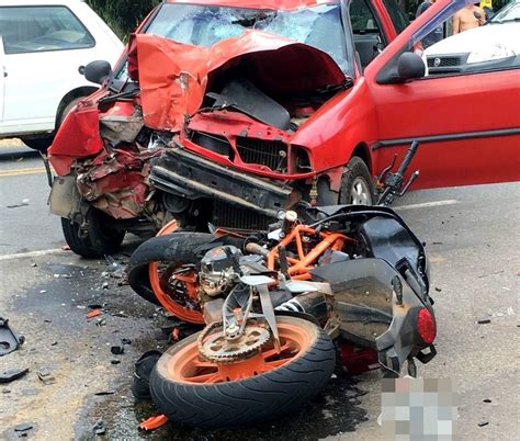 Motociclista De Anos Morre Depois De Bater De Frente Carro Na Br