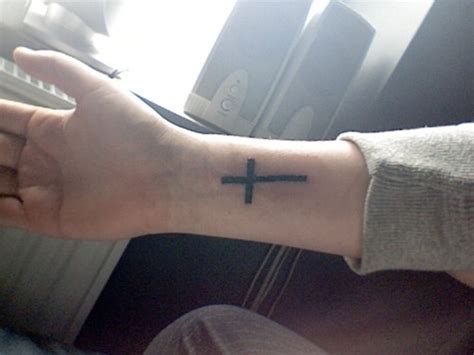 37 Awesome Upside Down Wrist Tattoos - Wrist Tattoo Pictures