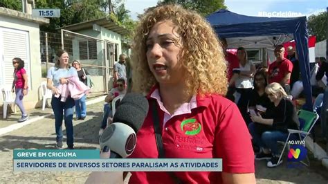 Servidores municipais paralisam atividades em Criciúma