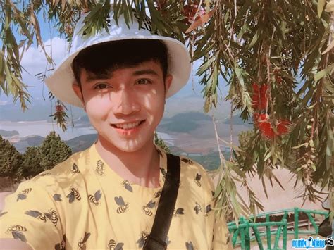 Hot boy Nguyễn Quốc Nhanh