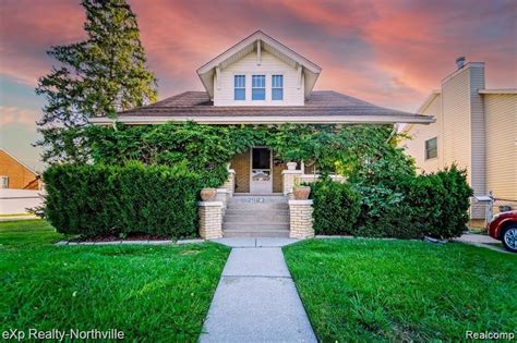 2983 22nd St, Wyandotte, MI 48192 | Homes.com