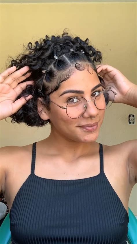 Penteado Cacheada Curto - IDEIA DE PENTEADO para cabelo cacheado curto 🫶🏽 ️ | Pentedos para ...