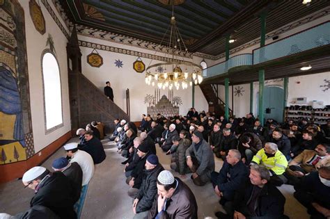 Restorasyonu tamamlanan tarihi Karahoca Camii ibadete açıldı İhlas