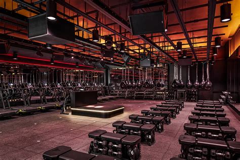 Sweat & Tonic Has A Dazzling New Location In Toronto With Immersive Fitness Classes