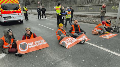 Letzte Generation hat wieder Straße in Mainz blockiert SWR Aktuell