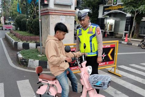 Aturan Baru Sepeda Listrik Dilarang Masuk Ke Jalan Raya Satlantas