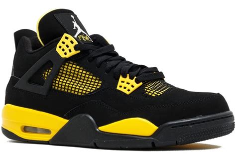 Venta Jordan Retro Negro Con Amarillo En Stock