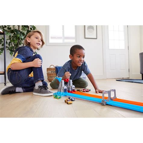 Hot Wheels Podw Jny Tor Z P Tlami Metry Autka Gfh