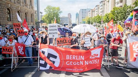 Gro Demo In Berlin Verboten Protest Und Gewaltaufrufe Im Netz