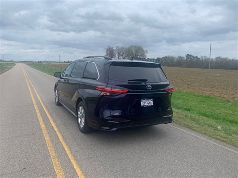 Presenting the All-New Toyota Sienna Hybrid – Auto Trends Magazine