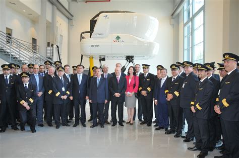 The Worlds First Cae Xr Series Full Flight Simulator Inaugurated