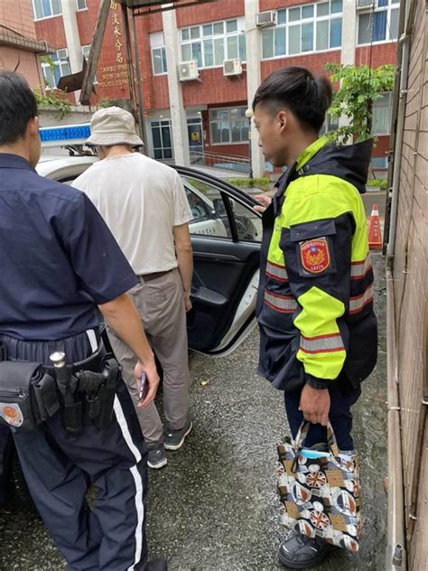 淡水失智男颱風天走失 暖警暴雨中護送回家 生活 中時