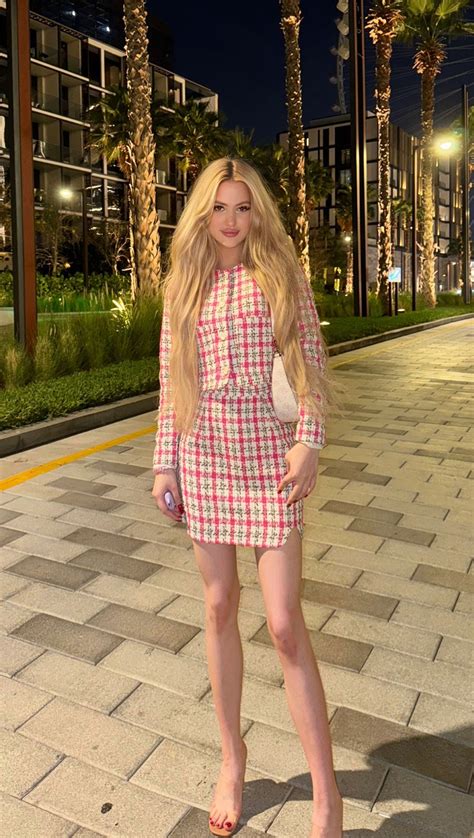 Sexy Blonde Best Gfe A Level Escort Vika Dubai Bunnies