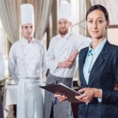 6 Reasons to Consider a Career in the Hotel Industry - Live Enhanced