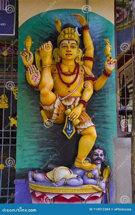 Tamil god shiva - caqwefour