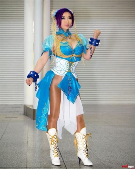 Big Boobs Chinese Cosplay Babe Yaya Han Nude Costumes