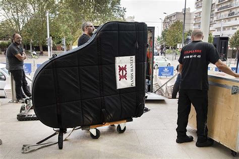 SOIREE MUSIQUE FOOD TRUCK Sur le parvis de la mairie soiré Flickr