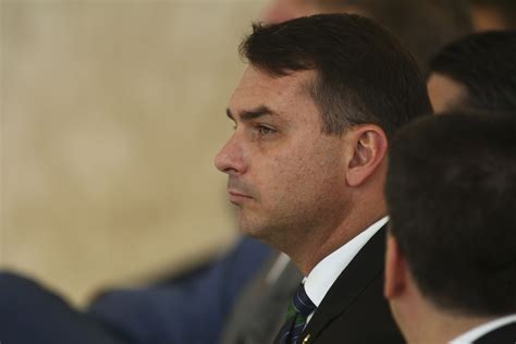 Flávio Bolsonaro Recorre Contra Decisão Do Mp Que Manteve Inquérito