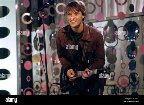 UPTOWN GIRLS (2003) JESSE SPENCER UPTG 001-141 Stock Photo - Alamy