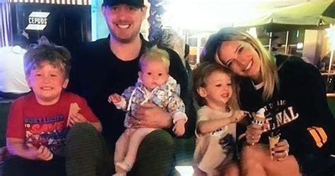 Michael Buble Shows Off Spanish Skills With Family | Moms.com