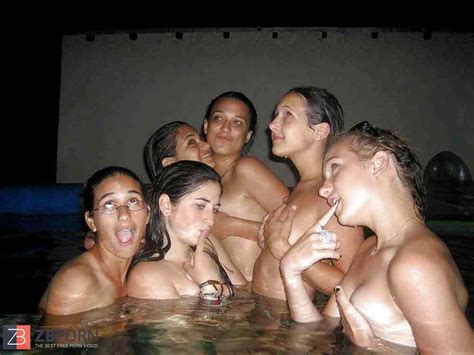 Women In Groups Zb Porn
