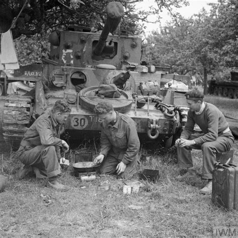 THE BRITISH ARMY IN NORMANDY 1944 B 5681