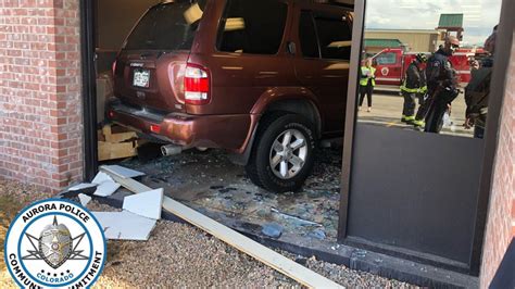 5 Injured After Car Crashes Into Aurora IHOP 9news