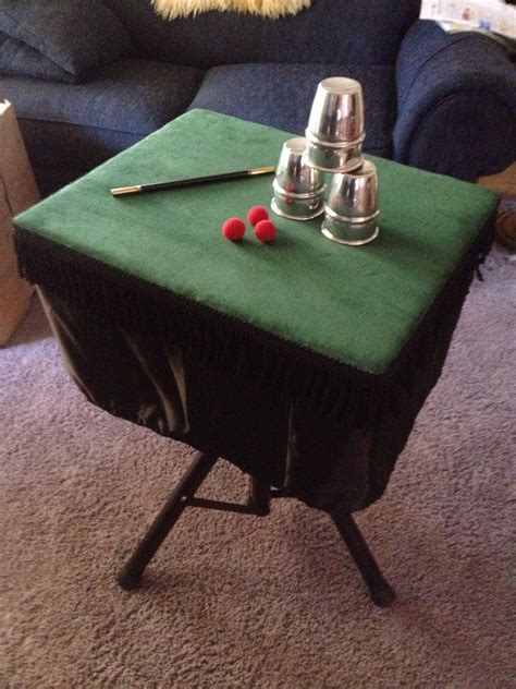 Magic Table With Built In Close Up Pad And Servante