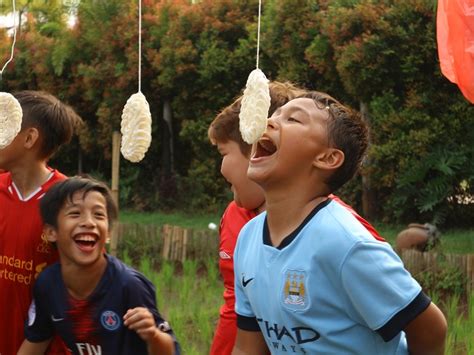 Kenapa Setiap Hari Kemerdekaan Ada Lomba Makan Kerupuk? Ini Jawabannya