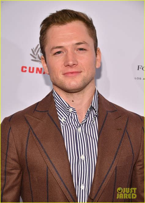 Taron Egerton Shows Off Ripped Abs In New Shirtless Selfie Photo 4679389 Shirtless Photos