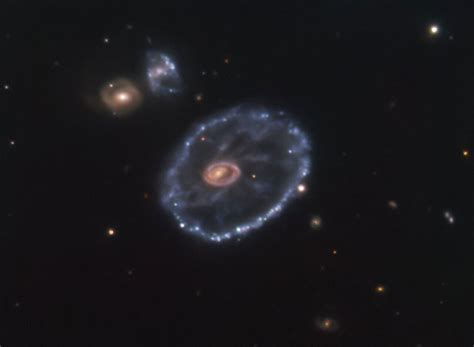 Astronomers Spot Type Ii Supernova In Cartwheel Galaxy Sci News