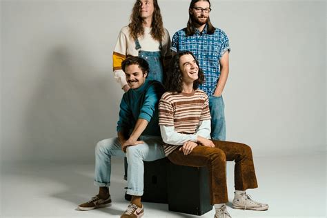 Peach Pit Announce Sophomore Album You And Your Friends • News • Diy