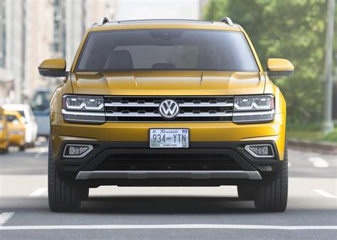 New Volkswagen Teramont 2023 3 6L Trendline AWD Photos Prices And