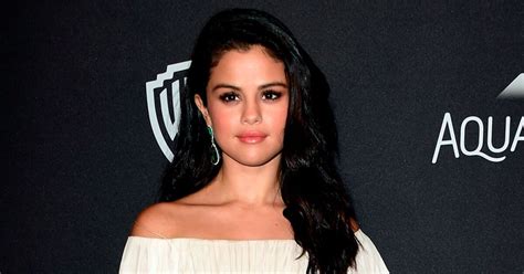 ¡muy Sexi Selena Gomez Celebra Que Es La Mujer Del Año Caracoltv