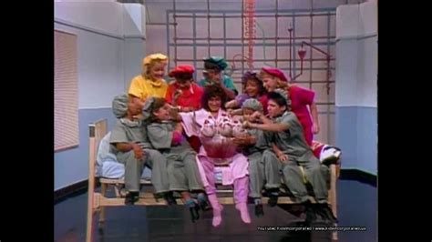 KIDS Incorporated - 1985 Kids Incorporated Theme Song (720P HD ...