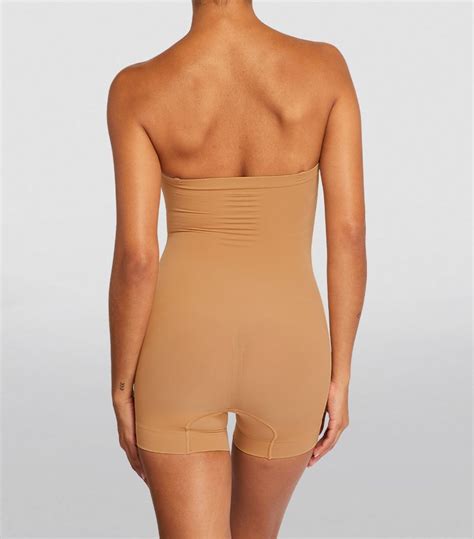 Womens Skims Nude Seamless Sculpt Strapless Shorts Bodysuit Harrods UK