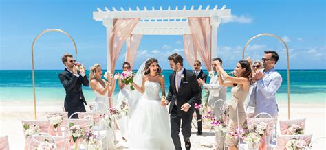 Weddings at Sandals Royal Curaçao | Kenwood Travel