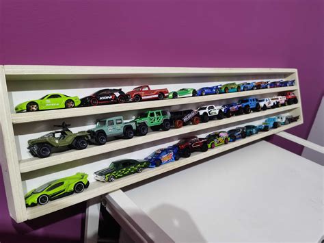 Expositor Em Madeira Para Carrinhos Hot WHEELS Unidades Canidelo OLX Portugal