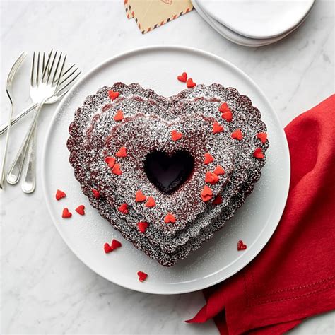 Nordic Ware Scallop Heart Bundt® Cake Pan Williams Sonoma