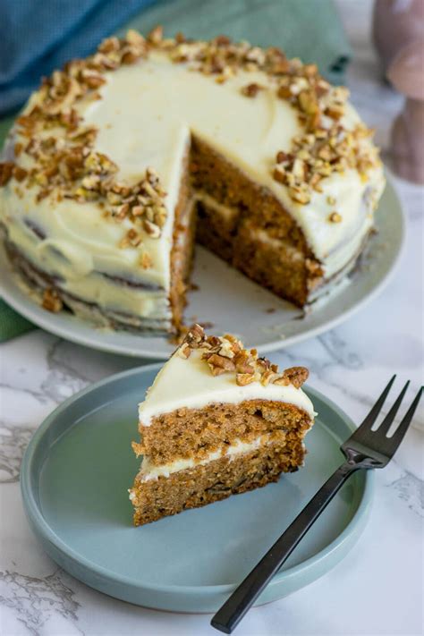 So Backst Du Den Perfekten Carrot Cake Mit Frischk Se Wie Von Starbucks