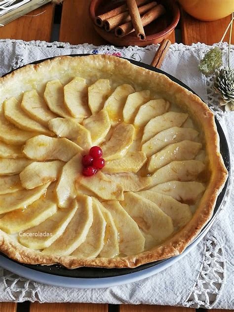 Tarta De Manzana Con Crema Pastelera Y Masa Quebrada Caceroladas