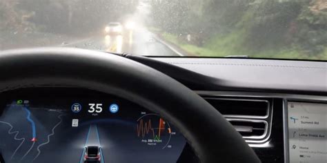 Watch Tesla's latest Autopilot update at work in first drive videos | Electrek