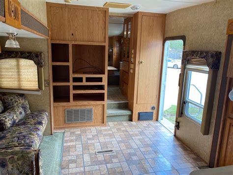 2004 Jayco Eagle 32ft Fifth Wheel With 2 Slideouts For Sale In Houston