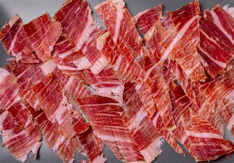 Il Prelibato Prosciutto Iberico Storia E Caratteristiche