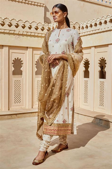 Buy Sabyasachi Embroidered Kurta Set Online Aza Fashions