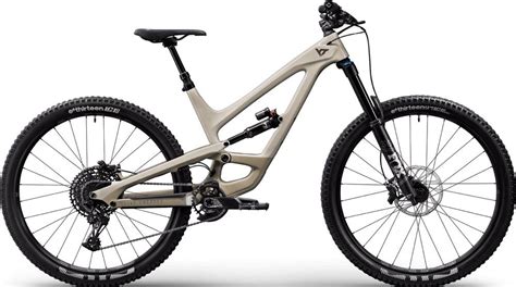 2020 YT Industries CAPRA Comp 29 Specs Comparisons Reviews 99 Spokes