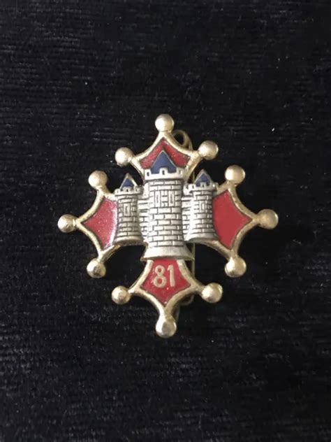 INSIGNE 81 EME RI Régiment d infanterie Drago paris H111 EUR 9 90