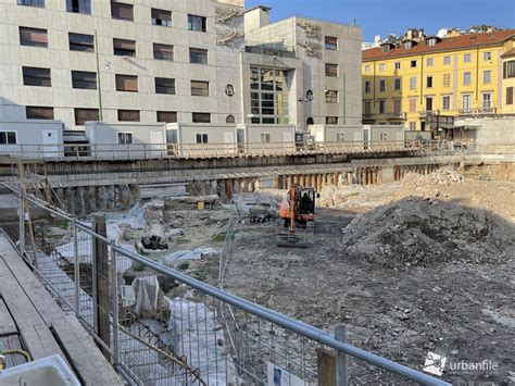 Milano Cinque Vie Ticinese Cantiere Via Zecca Vecchia Maggio