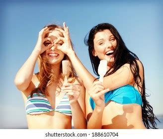 2 423 Bikini Woman Ice Cream Images Stock Photos Vectors Shutterstock