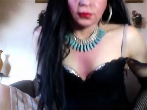 Sexy Mature Latin Cd Showing Off